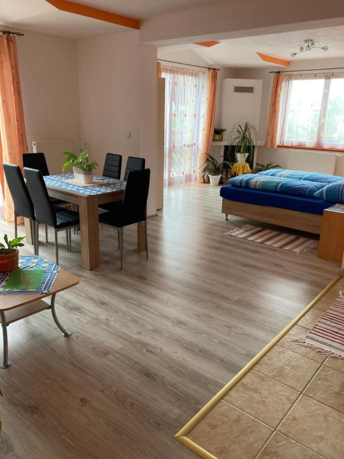 Villa Elena Смижаны Экстерьер фото